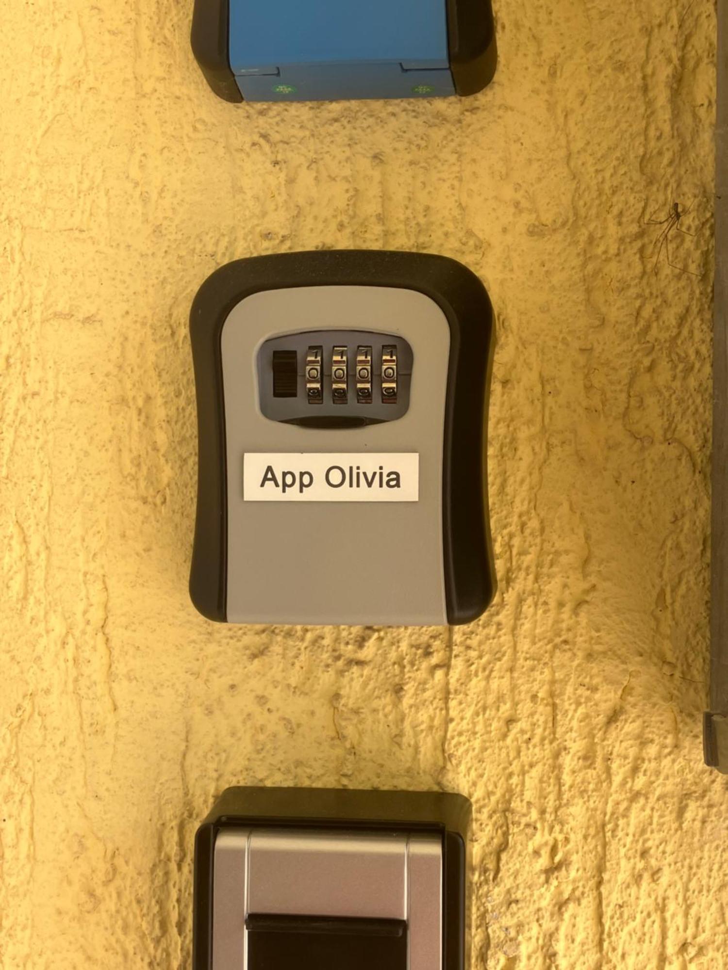 Olivia, Seaside Apartment In Medulin, Croatia Ngoại thất bức ảnh